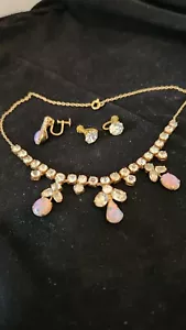 VINTAGE FAUX JELLY OPAL/GLASS RHINESTONE GOLD NECKLACE ONE EARRING & 2 CRYSTAL - Picture 1 of 7
