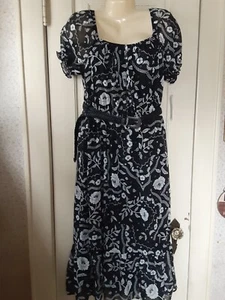 Wallflower Woman's Short Sleeve Lined Dress Size XL NEW WITH TAGS - Picture 1 of 4