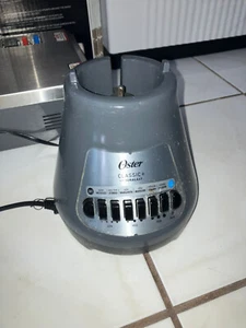 Oster Classic Duralast 8 Geschwindigkeiten Mixer Basis grau guter Zustand getestet - Bild 1 von 2