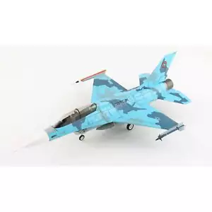 Hobby Master Aviation 1:72 F-16B Fighting Falcon TOPGUN 90° anniversario HA38017 - Foto 1 di 4