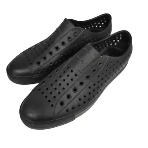 Native Jefferson Wasser Strandschuhe einfarbig schwarz Unisex Herren 8/Damen 10 NEU - Bild 1 von 10