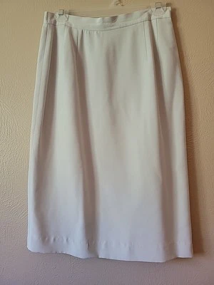 Talbots Petites Skirt 100% Silk Size 6 Beige Midi Pencil Business Dressy Classic - Image 1 of 4