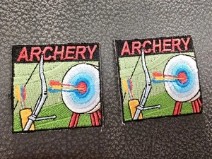 Lote de 2 parches cuadrados GSA Girl Scouts parche arco flecha arco objetivo - Imagen 1 de 3