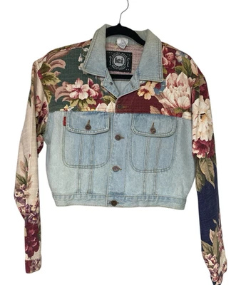 VTG Womans L.E.I.  Denim Jeans Jacket Trucker L  Blue Denim Floral Sleeves USA - Image 1 of 4