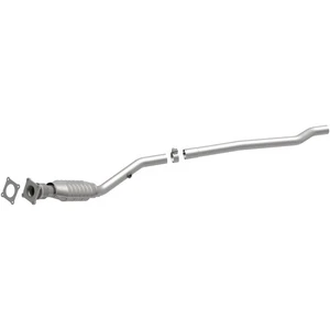 MagnaFlow 93279-CR Fits 1996 1997 1998 1999 Chrysler Town & Country 3.3L V6 GAS - Picture 1 of 24