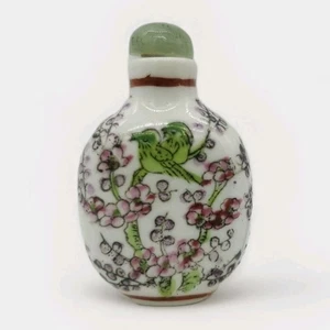 Porzellan Schnupftabakflasche Jade Stopfen handbemalt Vögel & Blumen rote Signatur  - Bild 1 von 8
