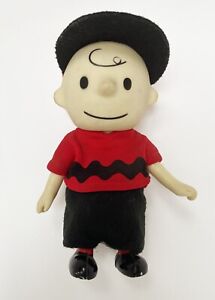 1966 VINTAGE United Feature Syndicate Snoopy Peanuts Charlie Brown Figure 7in.