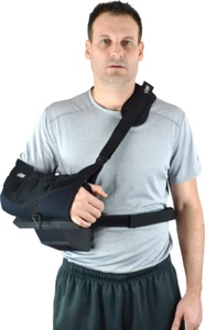 Immobilizzatore e imbracatura spalla V-Sling, con base rapimento rimovibile - Grande (NUOVO) - Foto 1 di 5