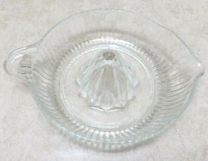 Exprimidor de limón naranja escariador acanalado de vidrio transparente vintage de 6" con mango de lengüeta de boquilla usado en excelente estado - Imagen 1 de 12