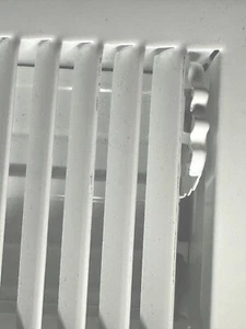 Standard White Air Vent Floor - Picture 1 of 4