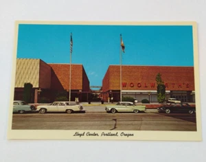 Vintage Portland, Oregon Postcard 1961 Lloyd Center Woolworth's Store Street - Picture 1 of 4