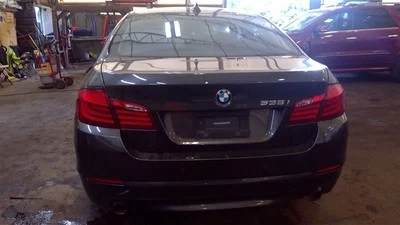 Passenger Caliper Front Without Sport Package Fits 12-19 BMW 640i 6260521 - Image 1 of 4