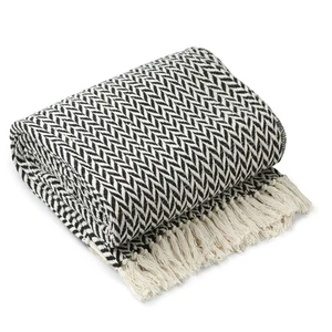 INDIAN HANDWOVEN 100% RECYCLED COTTON CHEVRON  BLANKET/THROW 127cm x 152cm - Picture 1 of 4