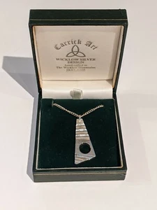 CARRICK ART WICKLOW SILBER UND ZINN HALSKETTE CHARM, Vintage, neu, in Box - #4 - Bild 1 von 3