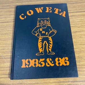 Coweta Middle School CMS 1985 & 1986 Yearbook Oklahoma United States Hardcover - Picture 1 of 7