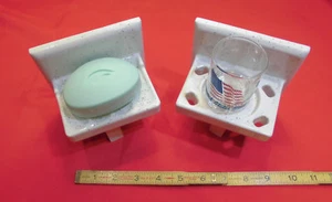 Vintage Keramik…weiß mit dunklen Flecken…Spülenset…Seifenschale & Getränkehalter…NOS - Bild 1 von 12