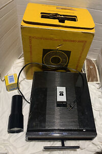 Kodak Carousel 850H Projector Photography W/ Original Box Vintage UNTESTED