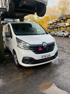 Renault Trafic Ll29 Business 2016 + parachoques de faros DCI rompiendo todo el vehículo - Imagen 1 de 2