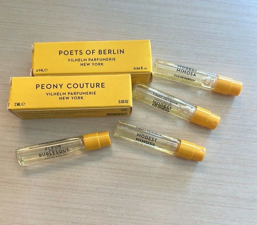 Vilhelm 2 ml: Poetas de Berlín, Peony Couture, Flor Burlesque, Modest Mimosa Foto 1 de 2