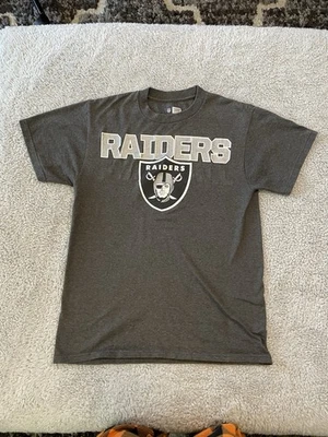 Oakland Raiders Las Vegas Gray T-shirt Mens Medium NFL Team Apparel Short Sleeve - Image 1 of 4