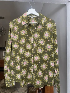 Beautiful Boden Shirt 100% Silk Uk Size 10R Olive Green Base SunPrint Design New - Picture 1 of 13