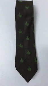 MEN'S HICKEY FREEMAN SILK TIE- CANNABIS LEAVE - Picture 1 of 1
