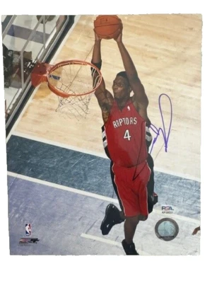 CHRIS BOSH SIGNED 8X10 PHOTO TORONTO RAPTORS MIAMI HEAT PSA COA HOFER - Image 1 of 3