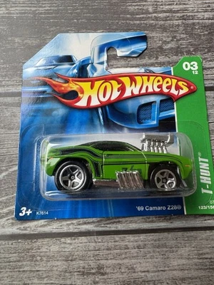 2008 Hot Wheels #172 Treasure Hunt 12/12 '69 CAMARO Short Card With Protector - Image 1 of 3