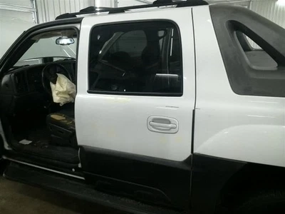 Driver Rear Side Door With Lower Body Cladding Fits 03-06 AVALANCHE 1500 Foto 1 de 4