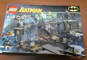 LEGO Batman The Batcave The Penguin And Mr Freeze’s Invasion 7783 from Japan - Picture 1 of 5