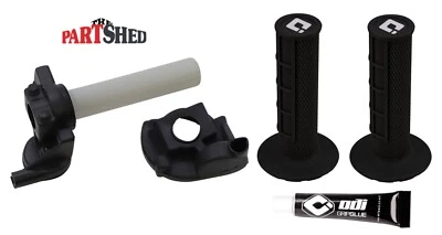 Carcasa de acelerador Kawasaki KX125 KX250 2 tiempos con empuñaduras y pegamento ODI HW negro Foto 1 de 4