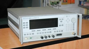 Hewlett Packard 83640A, sweep CW generator - Picture 1 of 4
