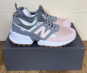 Brandneu - New Balance 574 Sport Lifestyle Mode De Vie MS574JUC - Größe 9 - Bild 1 von 7