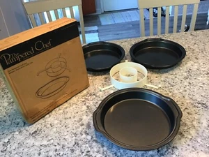 Pampered Chef Antihaft Kuchenform Set mit Bonus Schachbrett Einsatz #9611 SCHÖN! - Bild 1 von 5