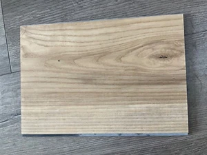 Vinyl plank of wood sample - Picture 1 of 1