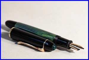 1955er Pelikan 140 Piston Fountain Pen IN Green Striped With BB 585 14K Gold Pen - Picture 1 of 7