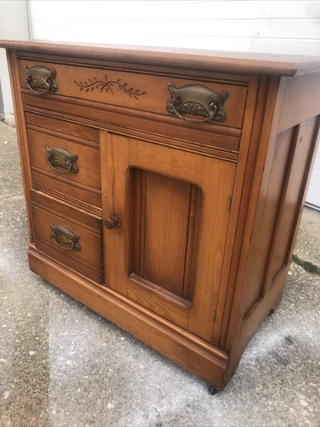 Antique  Victorian Eastlake Washstand Commode Orig. Hardware Oak? Chestnut? Cover