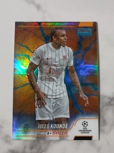 2021-22 Jules Kounde Topps Stadium Club Chrome Orange/Blue Refractor Sevilla /10