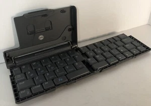 Palm Pilot P10946U IR Wireless Keyboard for PDAs Handheld. Not Tested. As Is - Picture 1 of 9