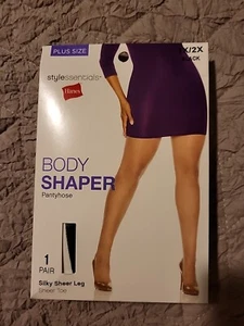 1 Paar Hanes Übergröße 1X-2X Stylessentials Body Shaper Strumpfhose seidiges Bein schwarz - Bild 1 von 2