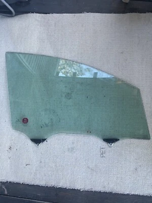 2011-2017 Honda Odyssey Front Right Door Window Glass 73300-tk8-a20 - Image 1 of 4