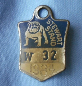 1984 CANTERBURY BULLDOGS RUGBY LEAGUE CLUB STEWART STAND BADGE #W32 - Picture 1 of 2