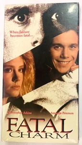 Fatal Charm (VHS,1993) Horror/Thriller Amanda Peterson Academy Entertainment NEW - Imagen 1 de 6