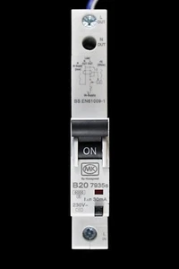 MK 20 AMP CURVE B 6kA 30mA RCBO TYPE AC 07935S 7935S SENTRY - Picture 1 of 7