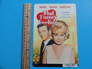 DAS LUSTIGE GEFÜHL - SANDRA DEE - BLOCKBUSTER VIDEO UNTERSTÜTZER KARTE 5"X8" - Bild 1 von 3