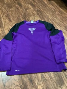 Nike Kobe Mamba Shield Dri-Fit Langarm Sweatshirt Lila Gr. M - Bild 1 von 9