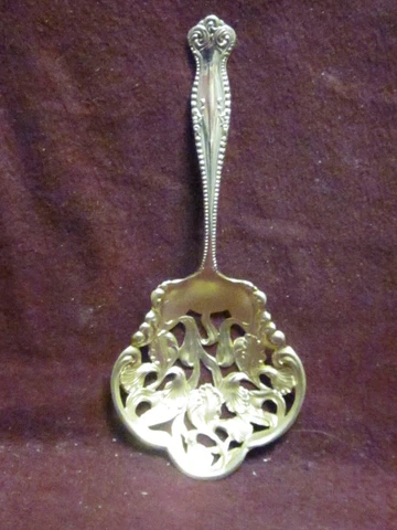 Sterling Towle CANTERBURY BON BON SPOON gold wash  4 3/4" 18 grams  No Monogram Cover