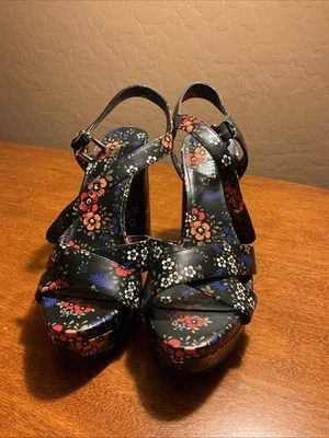 Nine West Platform Floral Print Women’s Size 7 1/2 - Image 1 of 4