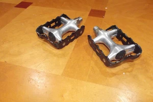 NOS Odyssey Svelte Comp Pedals 9/16" MTB/BMX - Picture 1 of 4