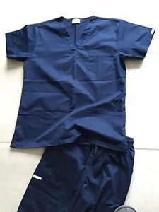 Nursing New Scrubs Size M Top Sml Pant. - Picture 1 of 8
